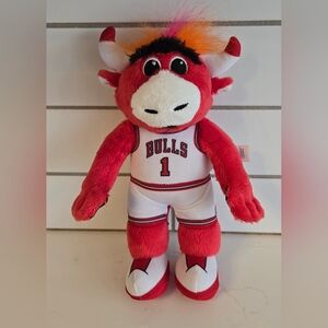 Bleacher Creatures Chicago Bulls Benny the Bull 9" Mascot Plush White Uniform